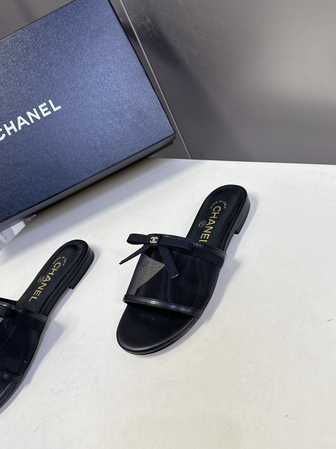 CHANEL香奈儿2026春夏最新款蝴蝶结拖鞋 超多明星时尚博主种草 夏天必备 大爆款‼️已经被它的美貌