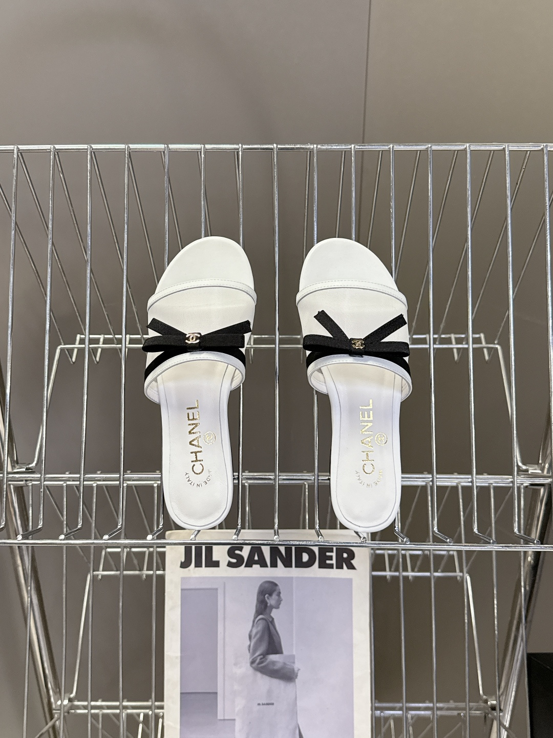 CHANEL香奈儿2026春夏最新款蝴蝶结拖鞋 超多明星时尚博主种草 夏天必备 大爆款‼️已经被它的美貌