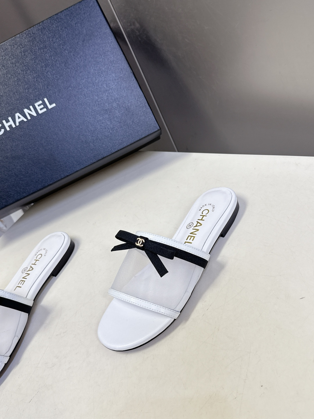 CHANEL香奈儿2026春夏最新款蝴蝶结拖鞋 超多明星时尚博主种草 夏天必备 大爆款‼️已经被它的美貌