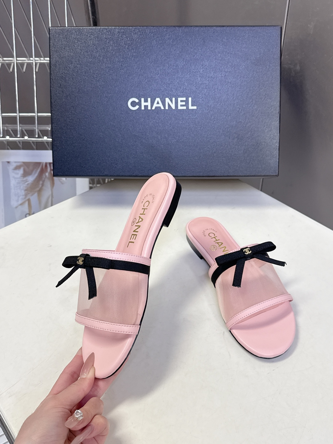 CHANEL香奈儿2026春夏最新款蝴蝶结拖鞋 超多明星时尚博主种草 夏天必备 大爆款‼️已经被它的美貌