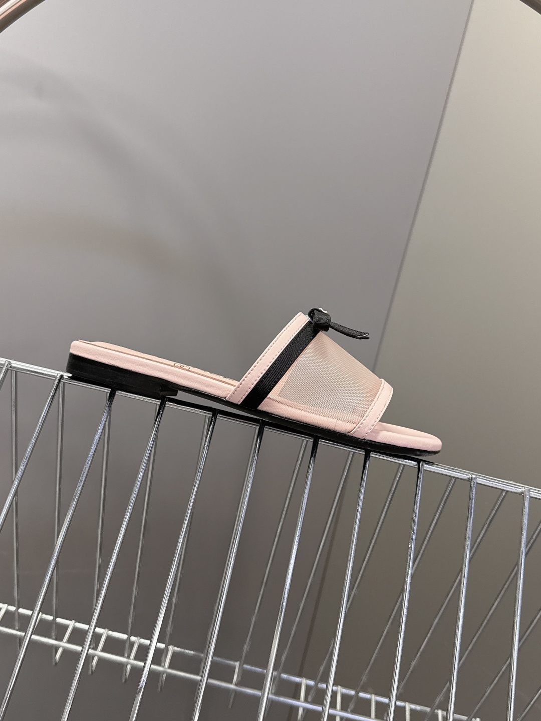 CHANEL香奈儿2026春夏最新款蝴蝶结拖鞋 超多明星时尚博主种草 夏天必备 大爆款‼️已经被它的美貌