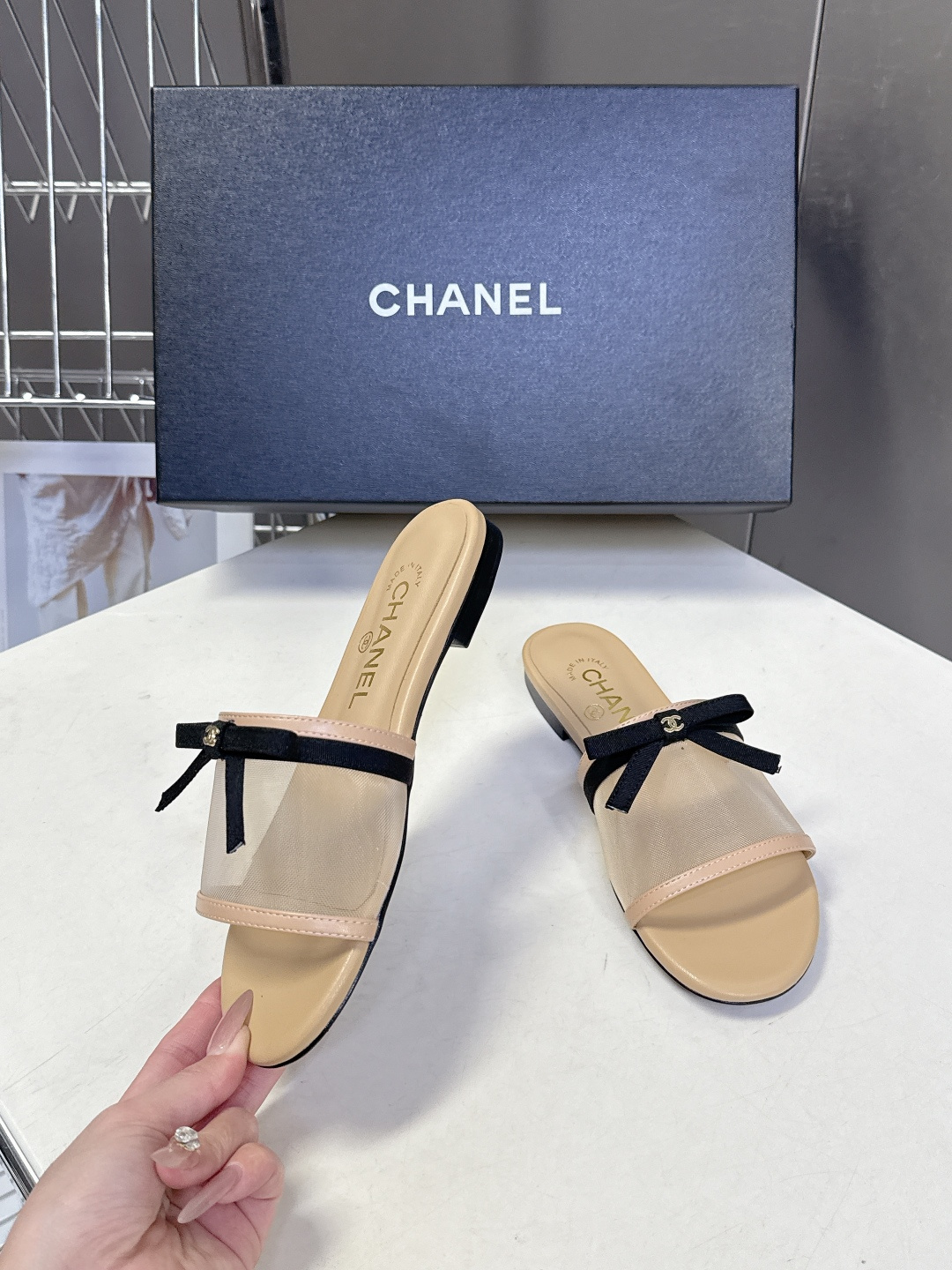 CHANEL香奈儿2026春夏最新款蝴蝶结拖鞋 超多明星时尚博主种草 夏天必备 大爆款‼️已经被它的美貌