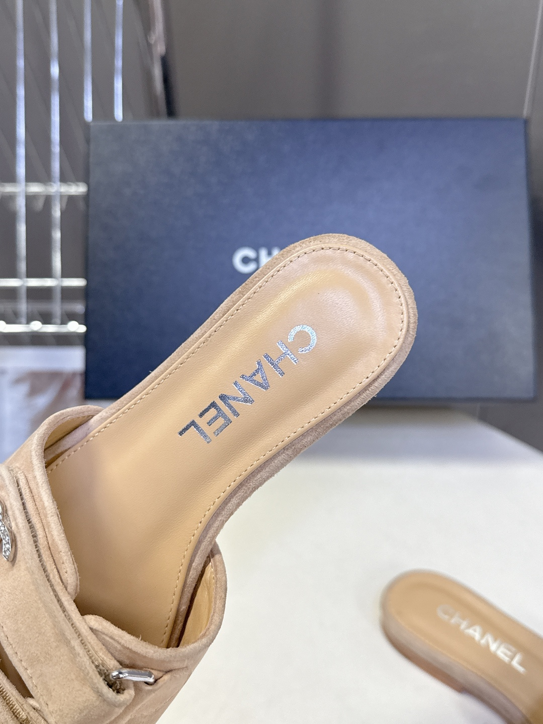 CHANEL香奈儿2026春夏最新款双C拖鞋 超多明星时尚博主种草 夏天必备 大爆款‼️已经被它的美貌折