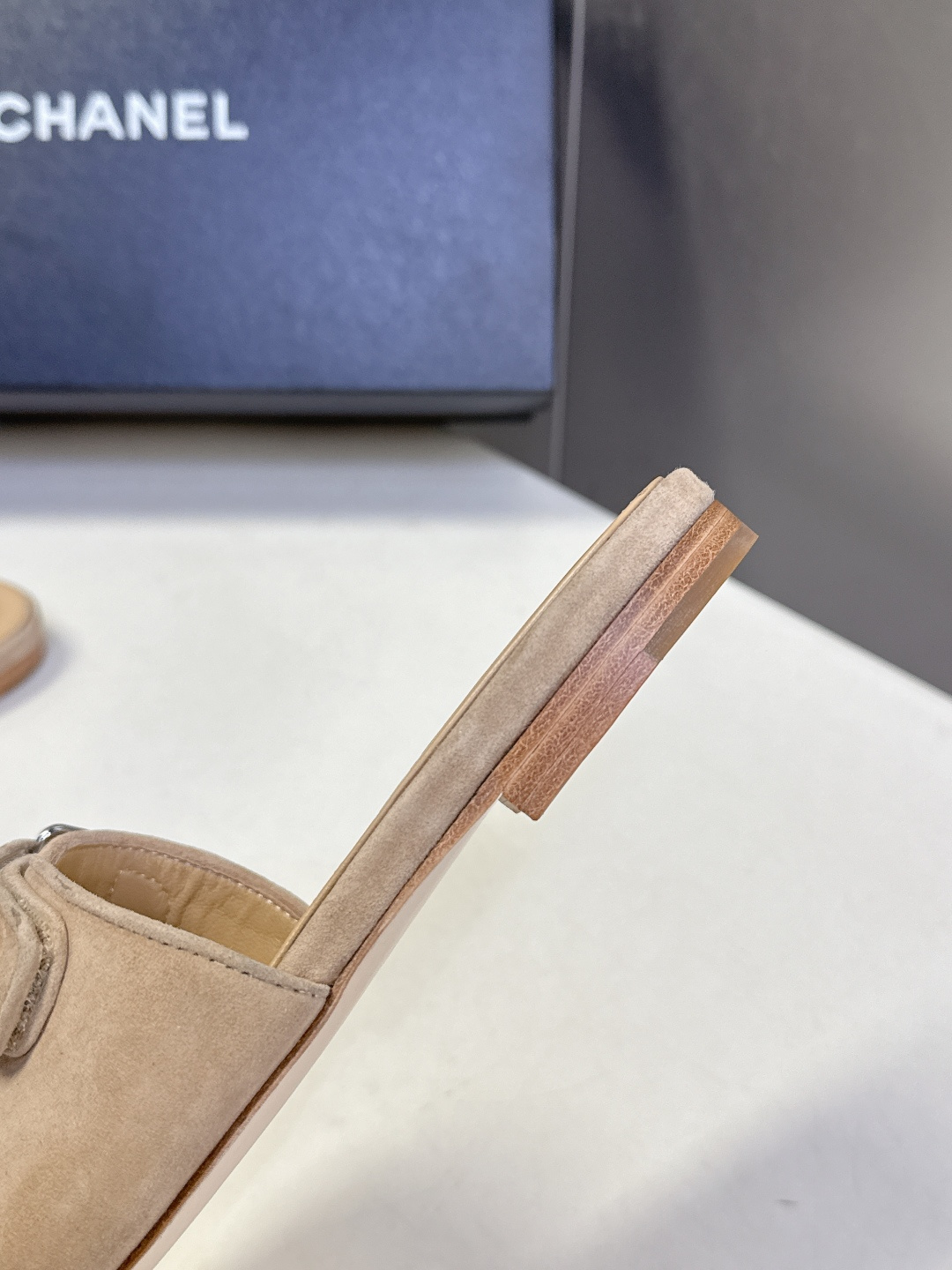 CHANEL香奈儿2026春夏最新款双C拖鞋 超多明星时尚博主种草 夏天必备 大爆款‼️已经被它的美貌折