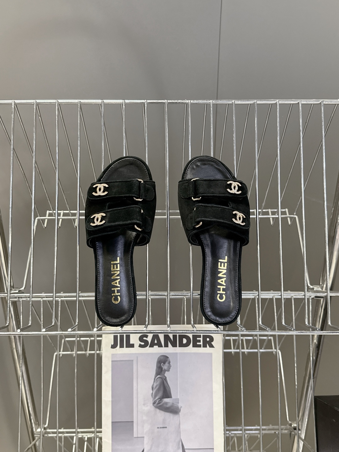 CHANEL香奈儿2026春夏最新款双C拖鞋 超多明星时尚博主种草 夏天必备 大爆款‼️已经被它的美貌折