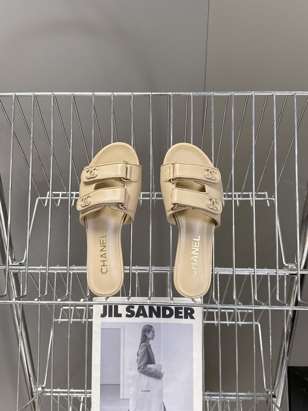 CHANEL香奈儿2026春夏最新款双C拖鞋 超多明星时尚博主种草 夏天必备 大爆款‼️已经被它的美貌折