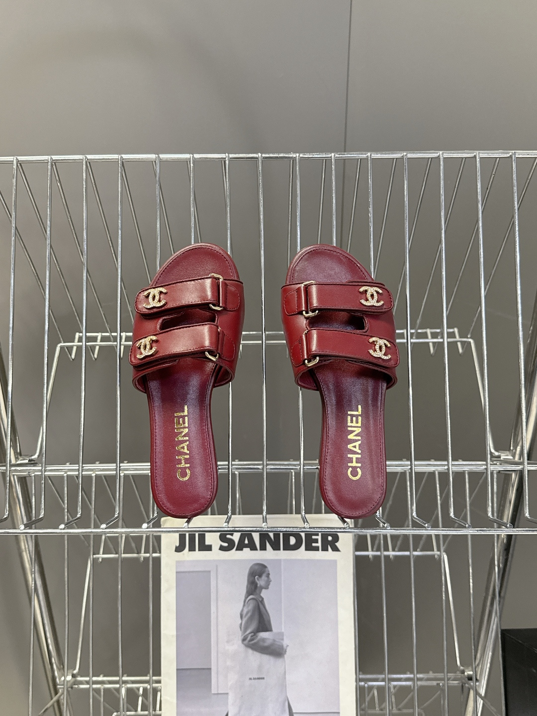 CHANEL香奈儿2026春夏最新款双C拖鞋 超多明星时尚博主种草 夏天必备 大爆款‼️已经被它的美貌折