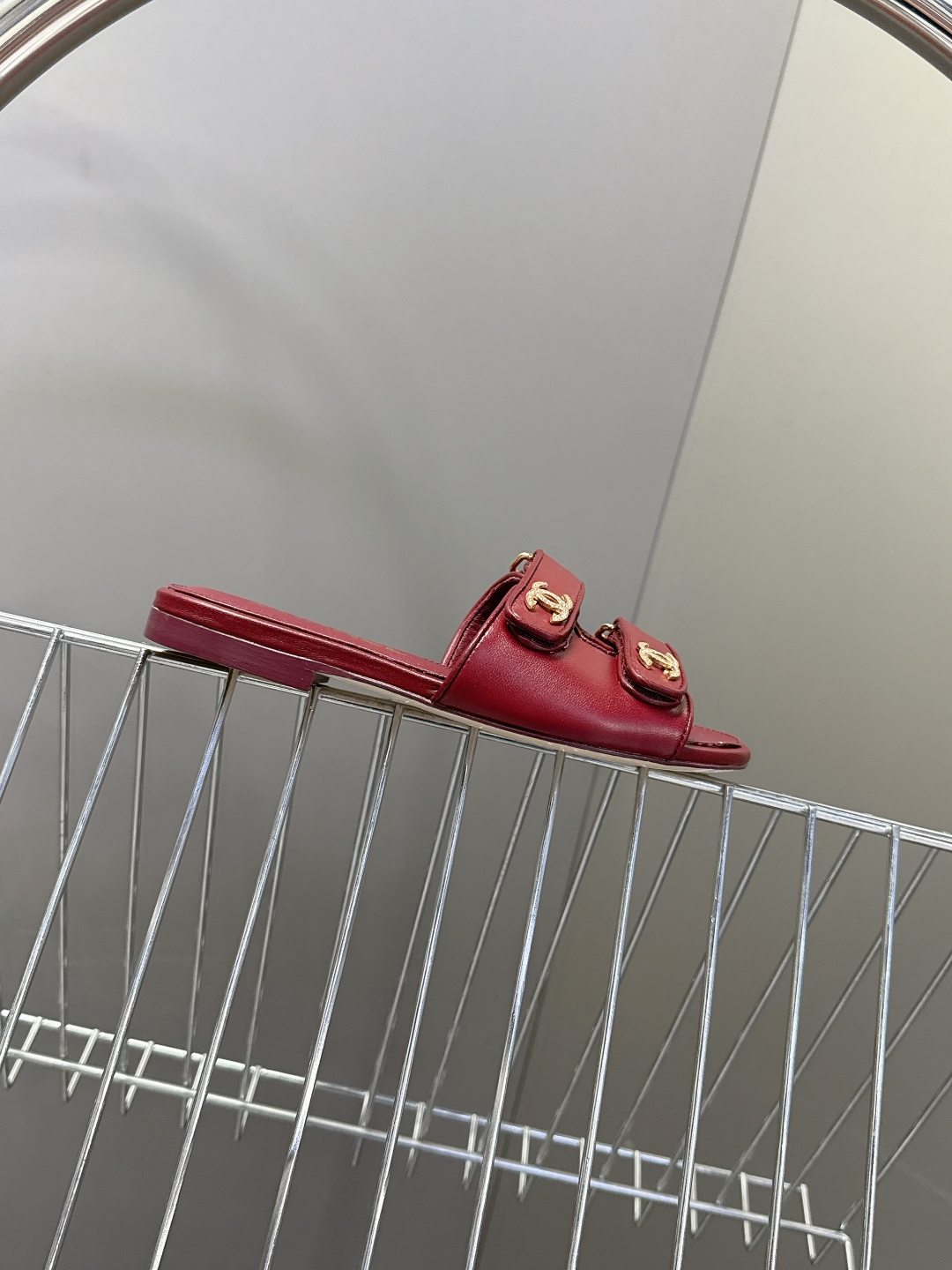 CHANEL香奈儿2026春夏最新款双C拖鞋 超多明星时尚博主种草 夏天必备 大爆款‼️已经被它的美貌折