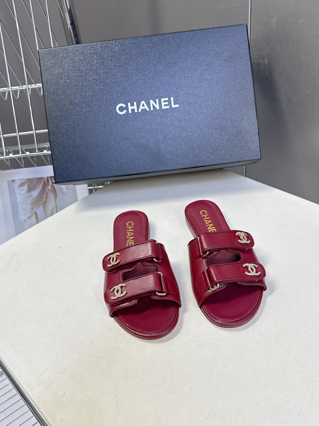 CHANEL香奈儿2026春夏最新款双C拖鞋 超多明星时尚博主种草 夏天必备 大爆款‼️已经被它的美貌折