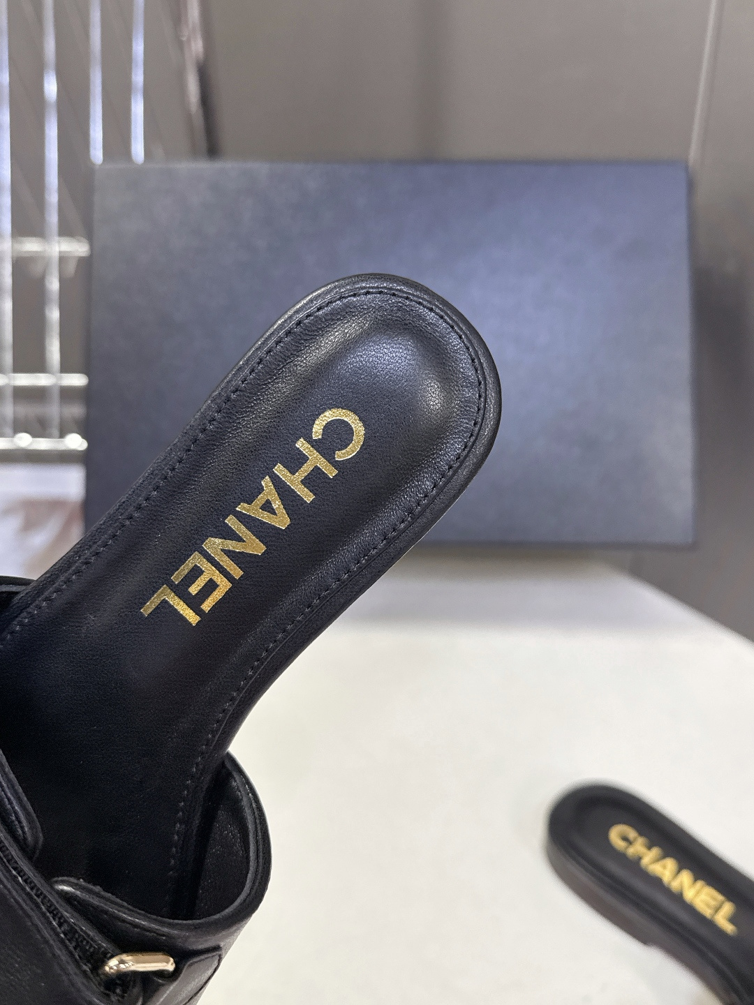 CHANEL香奈儿2026春夏最新款双C拖鞋 超多明星时尚博主种草 夏天必备 大爆款‼️已经被它的美貌折