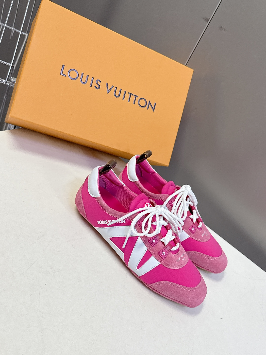 Louis Vuitton路易威登驴牌春夏Sneakerina系列 芭蕾运动鞋 德训鞋 平底鞋 原版三对