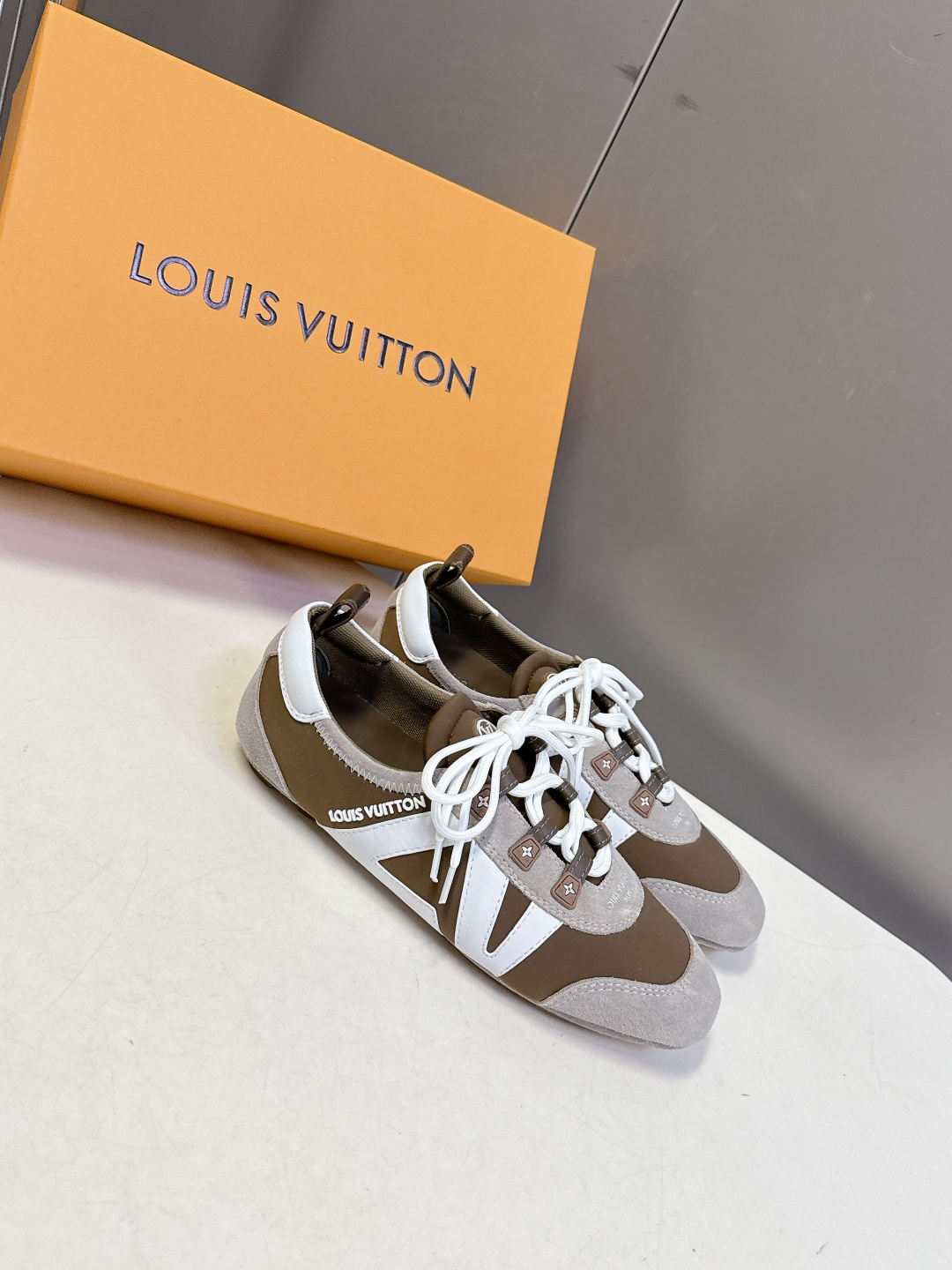 Louis Vuitton路易威登驴牌春夏Sneakerina系列 芭蕾运动鞋 德训鞋 平底鞋 原版三对