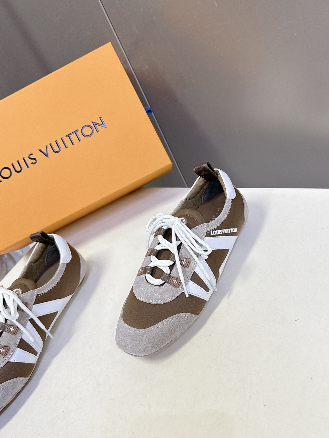 Louis Vuitton路易威登驴牌春夏Sneakerina系列 芭蕾运动鞋 德训鞋 平底鞋 原版三对