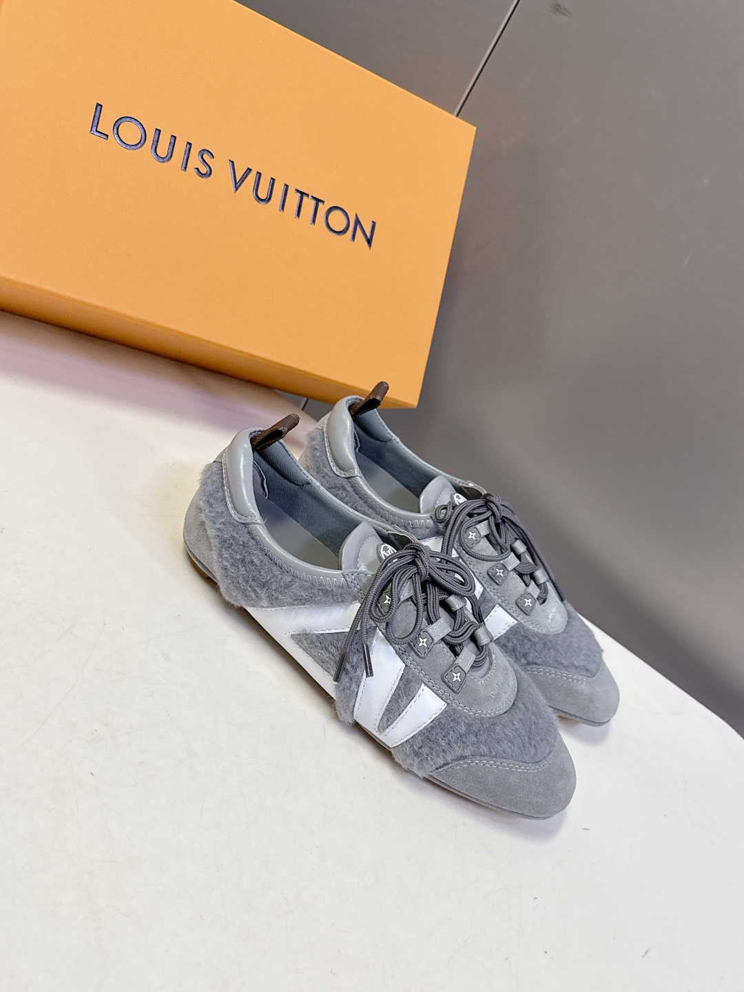 Louis Vuitton路易威登驴牌春夏Sneakerina系列 芭蕾运动鞋 德训鞋 平底鞋 原版三对