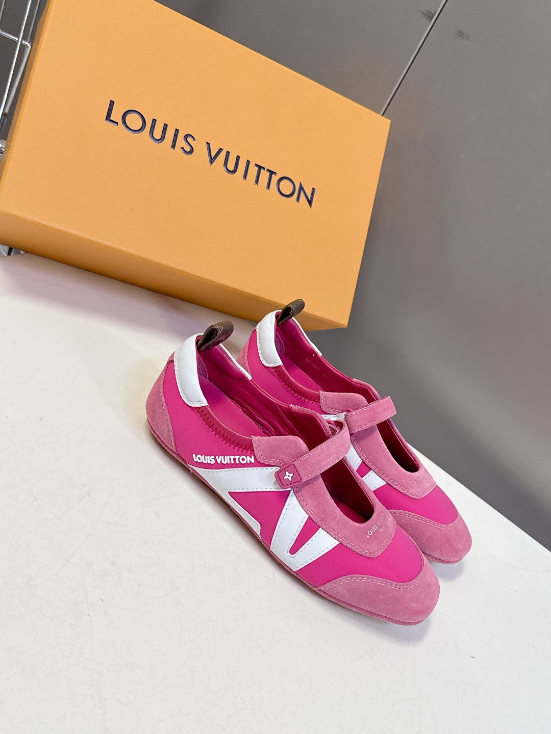 Louis Vuitton路易威登驴牌春夏Sneakerina系列 芭蕾运动鞋 德训鞋 平底鞋 原版三对