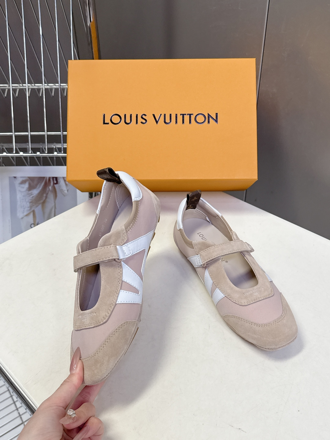 Louis Vuitton路易威登驴牌春夏Sneakerina系列 芭蕾运动鞋 德训鞋 平底鞋 原版三对