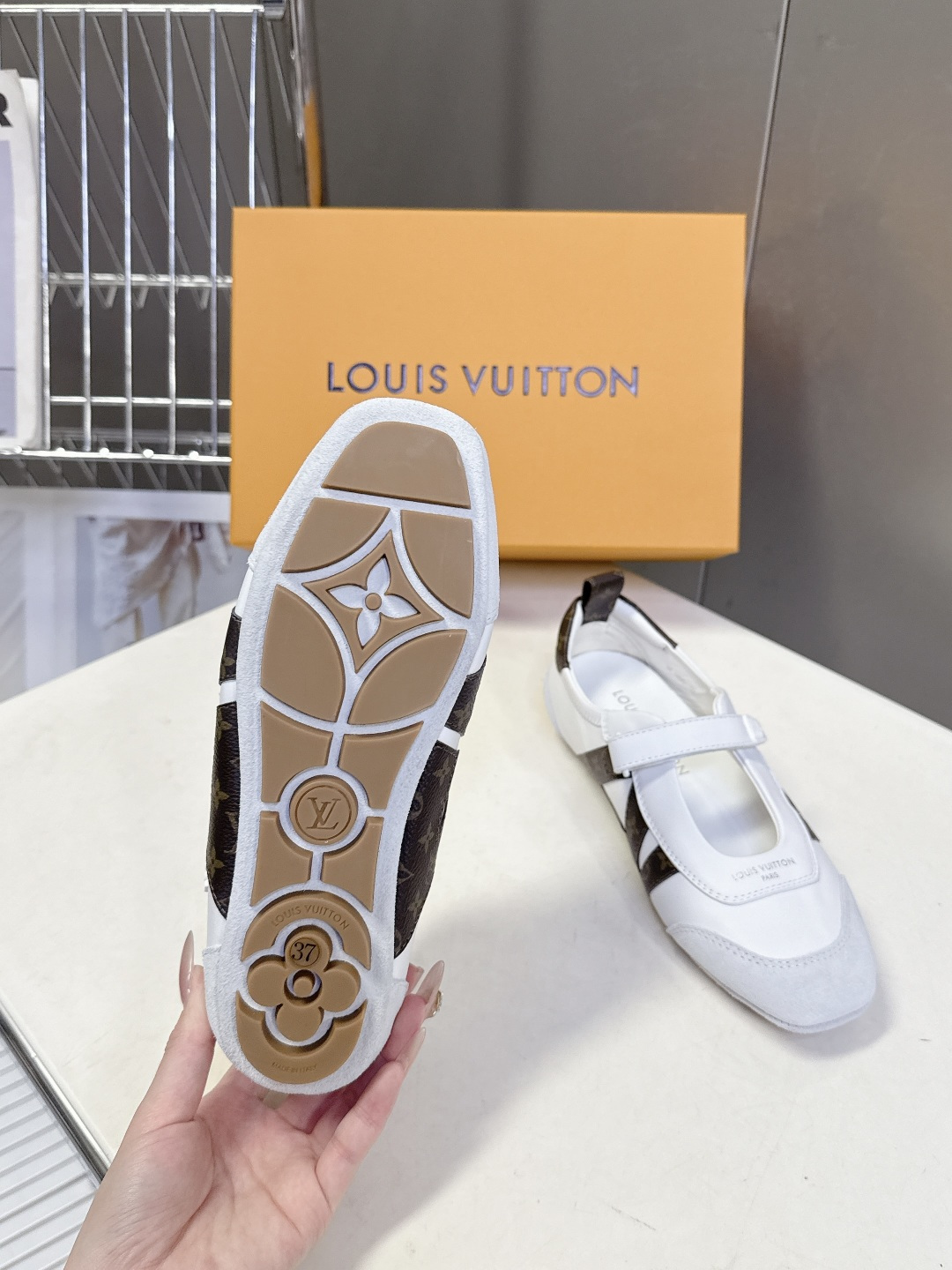 Louis Vuitton路易威登驴牌春夏Sneakerina系列 芭蕾运动鞋 德训鞋 平底鞋 原版三对