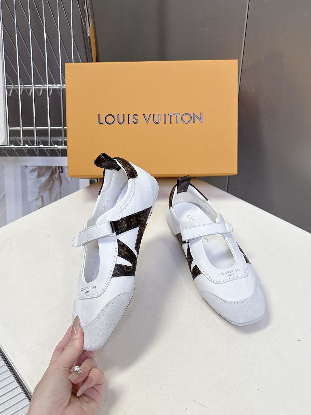 Louis Vuitton路易威登驴牌春夏Sneakerina系列 芭蕾运动鞋 德训鞋 平底鞋 原版三对