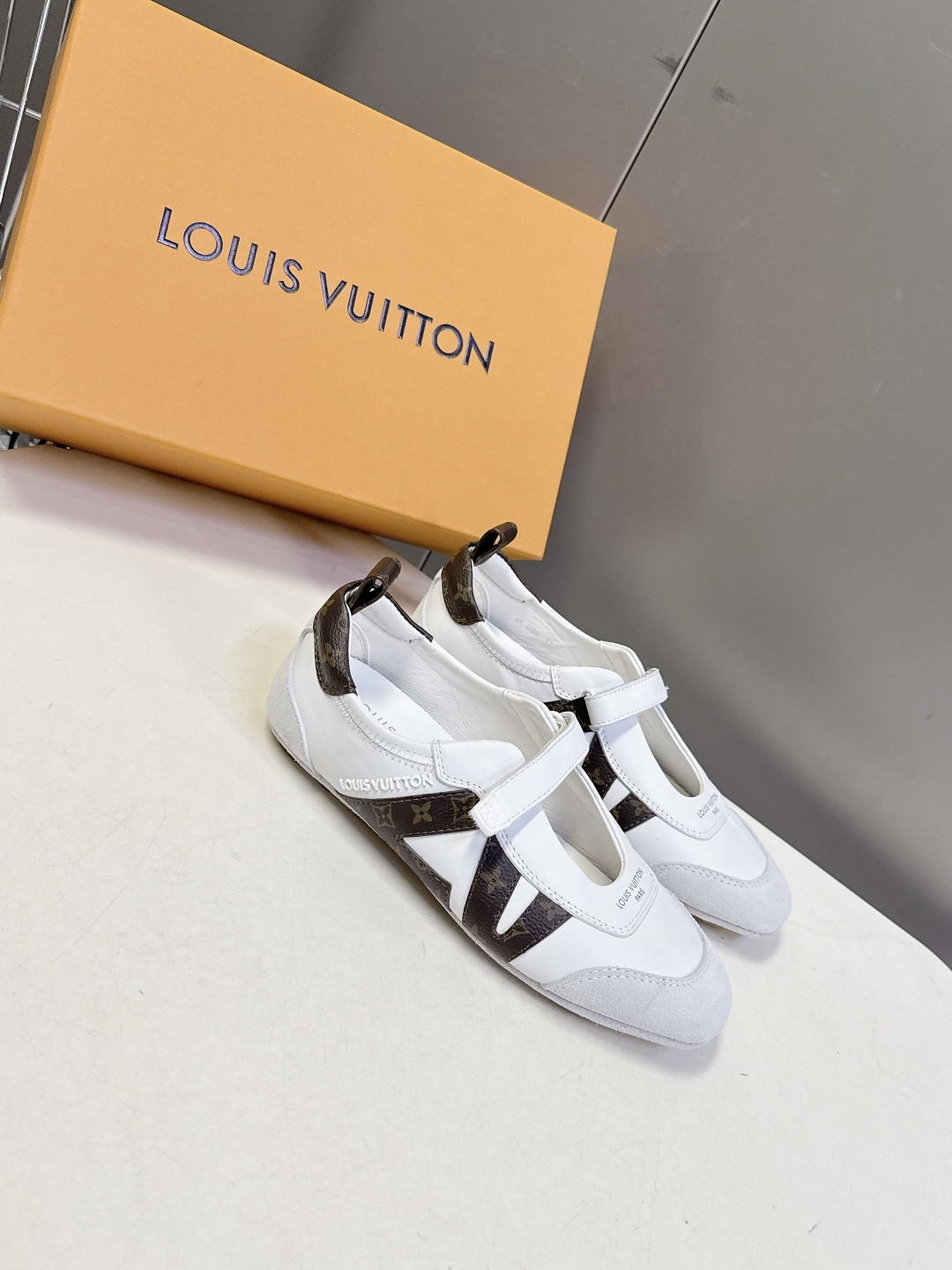 Louis Vuitton路易威登驴牌春夏Sneakerina系列 芭蕾运动鞋 德训鞋 平底鞋 原版三对
