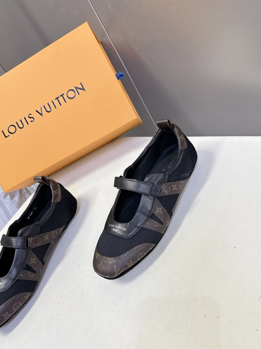 Louis Vuitton路易威登驴牌春夏Sneakerina系列 芭蕾运动鞋 德训鞋 平底鞋 原版三对