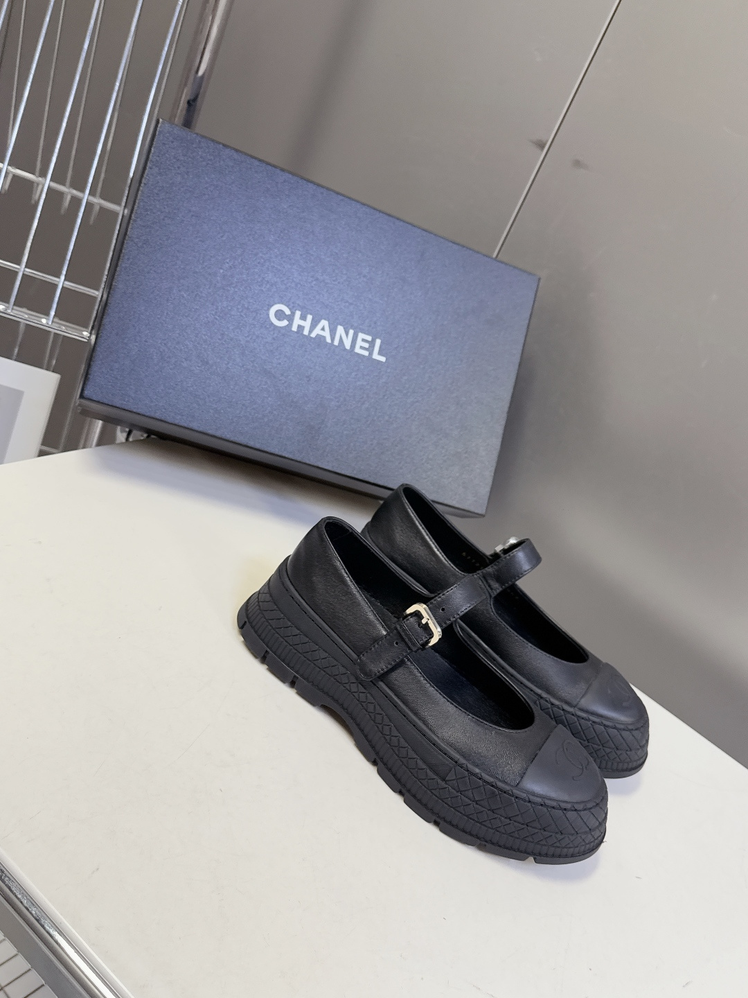 Chanel香奈儿2026春夏最新款厚底玛丽珍鞋 超多明星网红种草 第一眼感觉有点笨笨的 穿上才发现是我