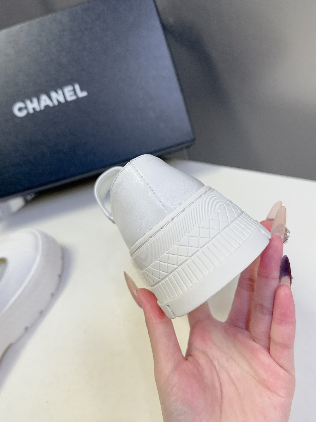 Chanel香奈儿2026春夏最新款厚底玛丽珍鞋 超多明星网红种草 第一眼感觉有点笨笨的 穿上才发现是我