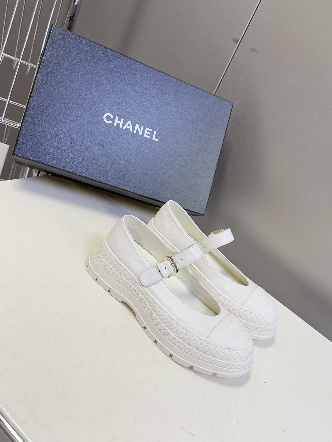 Chanel香奈儿2026春夏最新款厚底玛丽珍鞋 超多明星网红种草 第一眼感觉有点笨笨的 穿上才发现是我