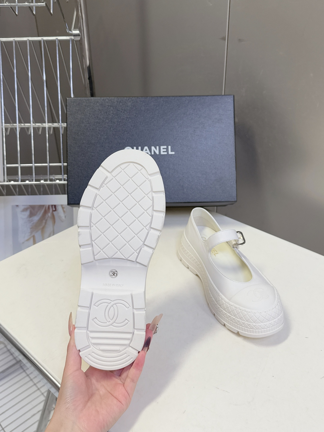 Chanel香奈儿2026春夏最新款厚底玛丽珍鞋 超多明星网红种草 第一眼感觉有点笨笨的 穿上才发现是我