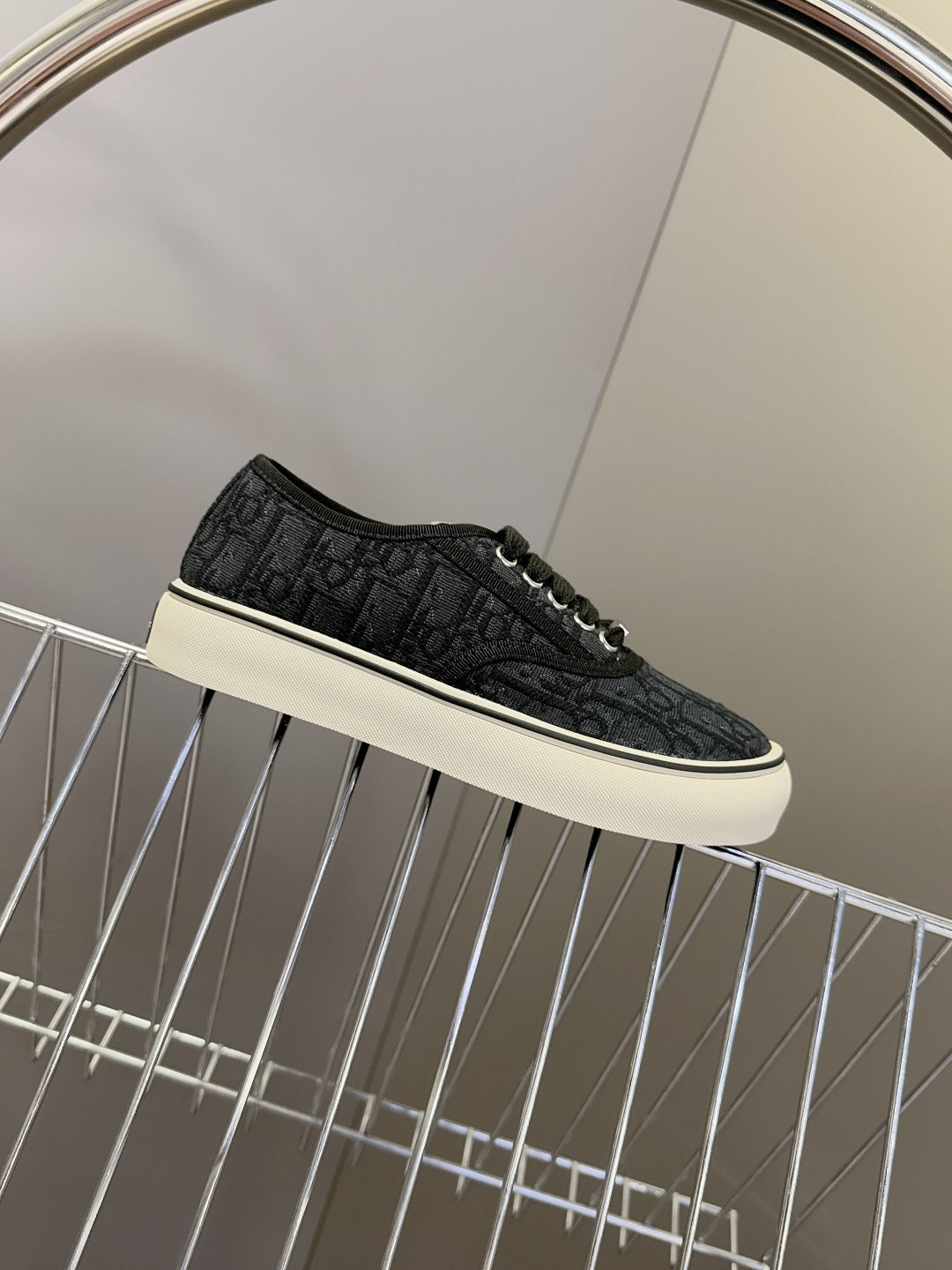 Dior迪奥2026春夏最新款Saltwind 系列复古老花蕾丝帆布鞋 超多明星网红种草 这款乔纳森·安