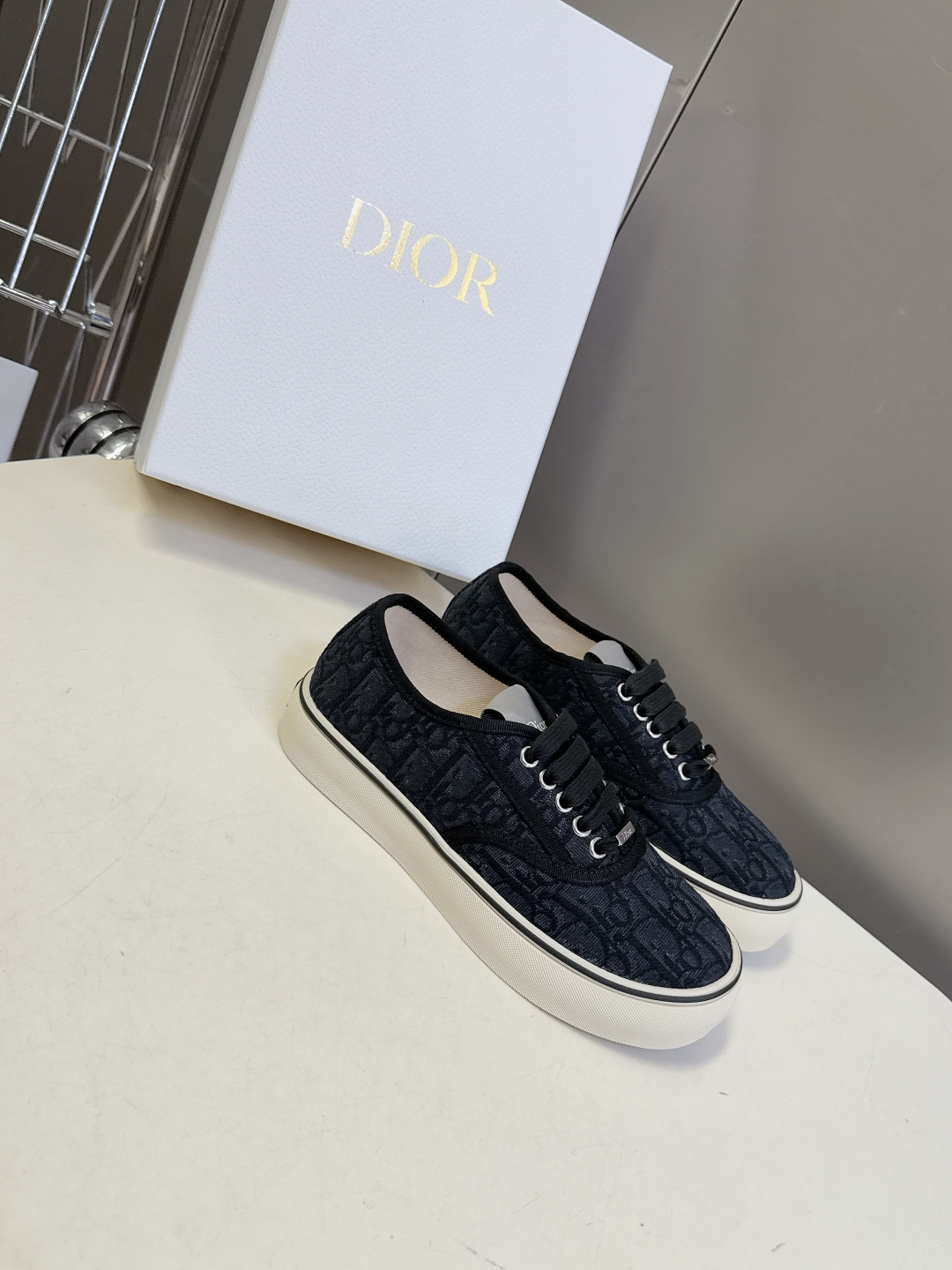 Dior迪奥2026春夏最新款Saltwind 系列复古老花蕾丝帆布鞋 超多明星网红种草 这款乔纳森·安