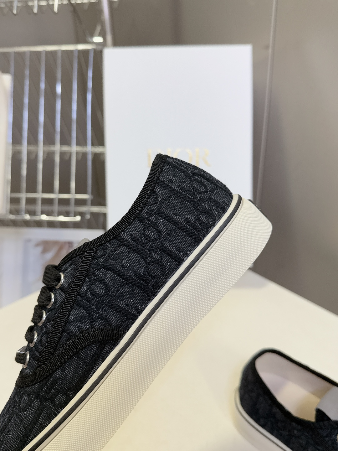 Dior迪奥2026春夏最新款Saltwind 系列复古老花蕾丝帆布鞋 超多明星网红种草 这款乔纳森·安