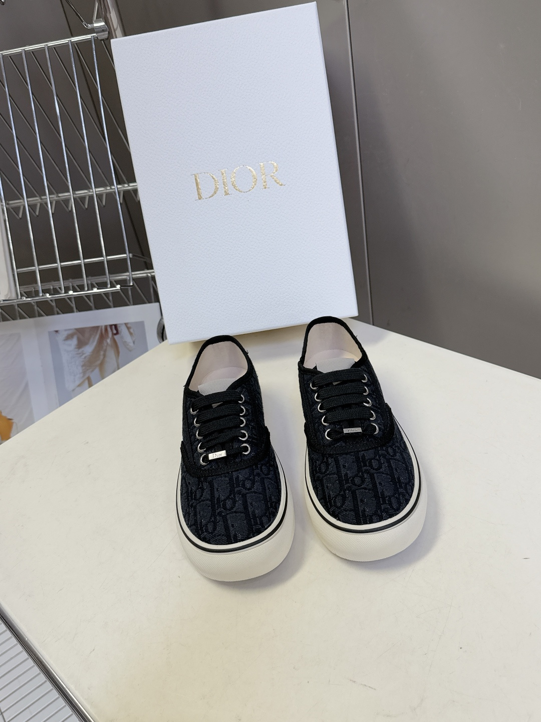 Dior迪奥2026春夏最新款Saltwind 系列复古老花蕾丝帆布鞋 超多明星网红种草 这款乔纳森·安