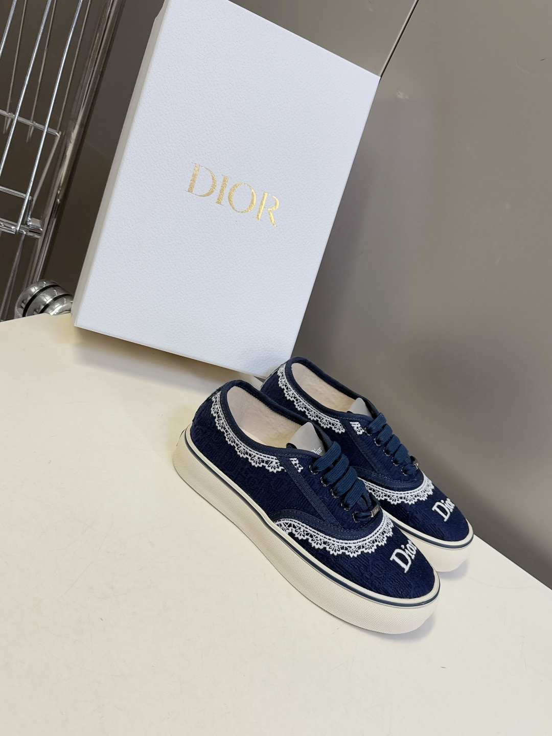 Dior迪奥2026春夏最新款Saltwind 系列复古老花蕾丝帆布鞋 超多明星网红种草 这款乔纳森·安