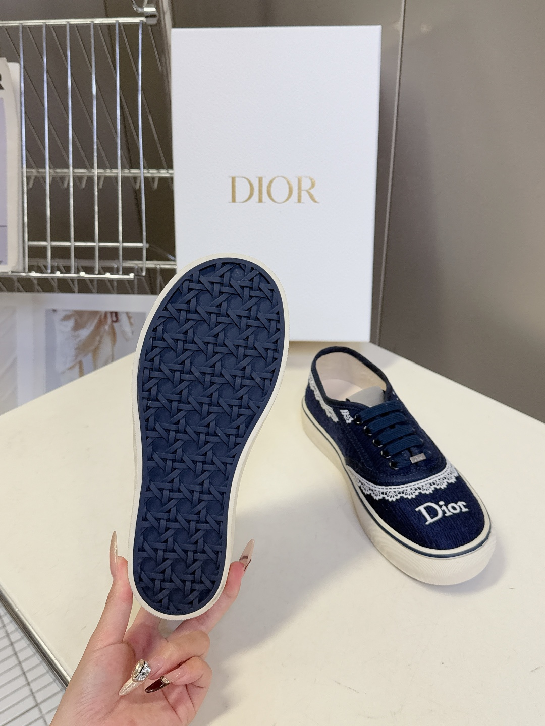 Dior迪奥2026春夏最新款Saltwind 系列复古老花蕾丝帆布鞋 超多明星网红种草 这款乔纳森·安