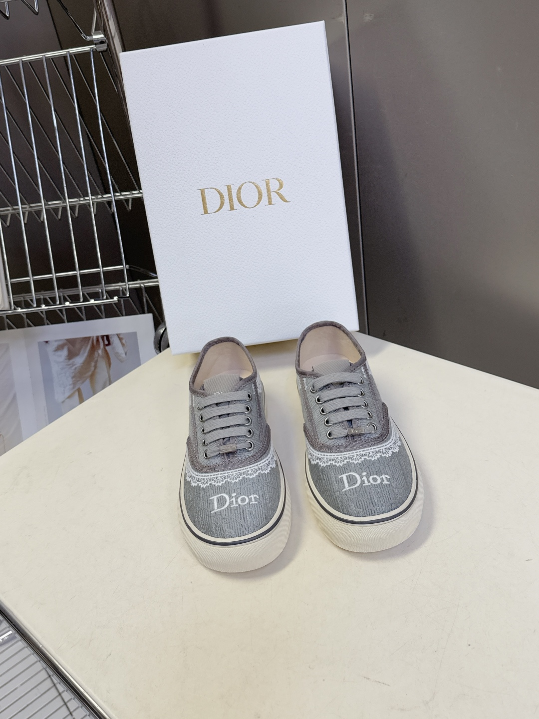 Dior迪奥2026春夏最新款Saltwind 系列复古老花蕾丝帆布鞋 超多明星网红种草 这款乔纳森·安