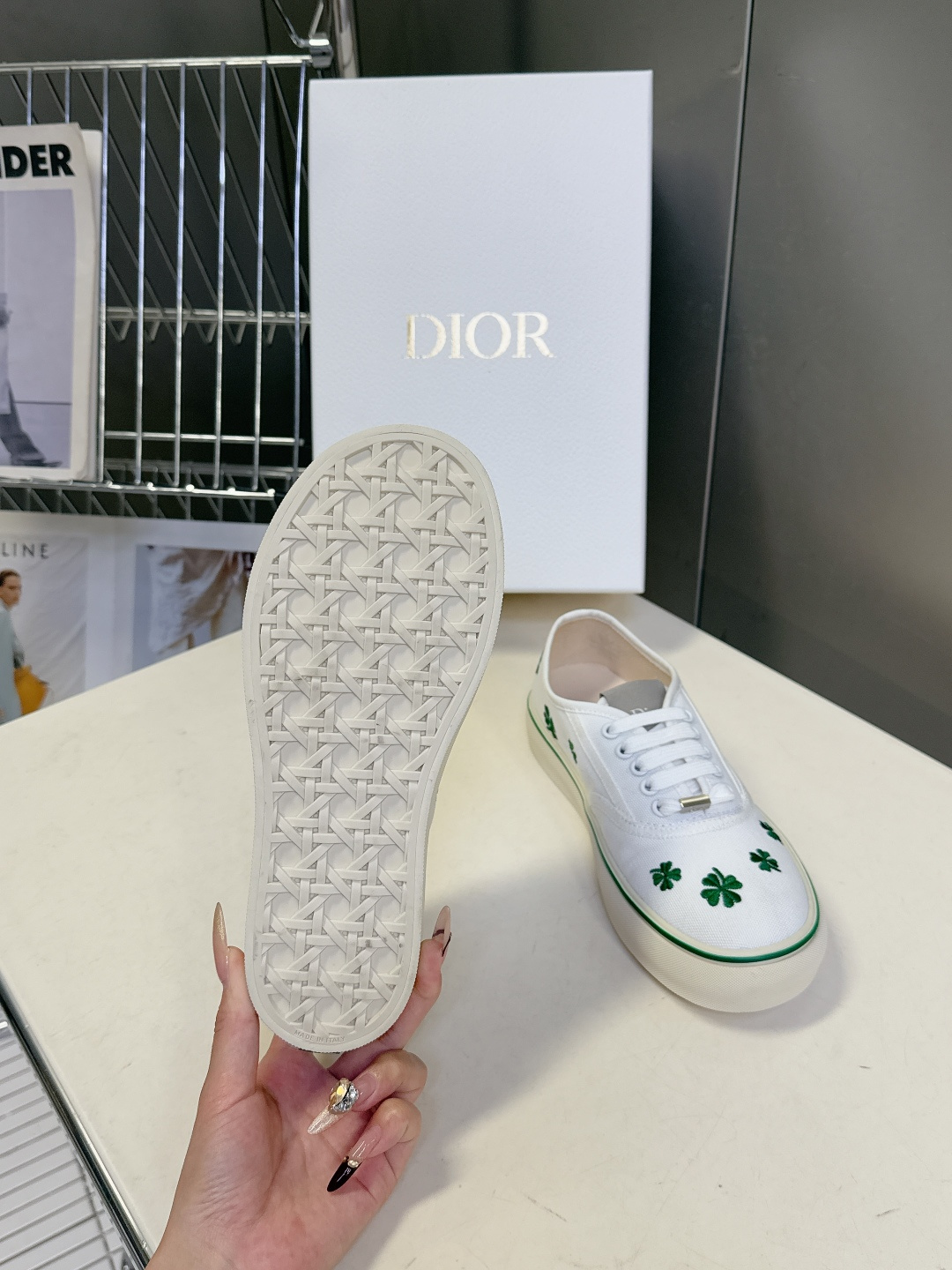 Dior迪奥2026春夏最新款Saltwind 系列复古老花蕾丝帆布鞋 超多明星网红种草 这款乔纳森·安