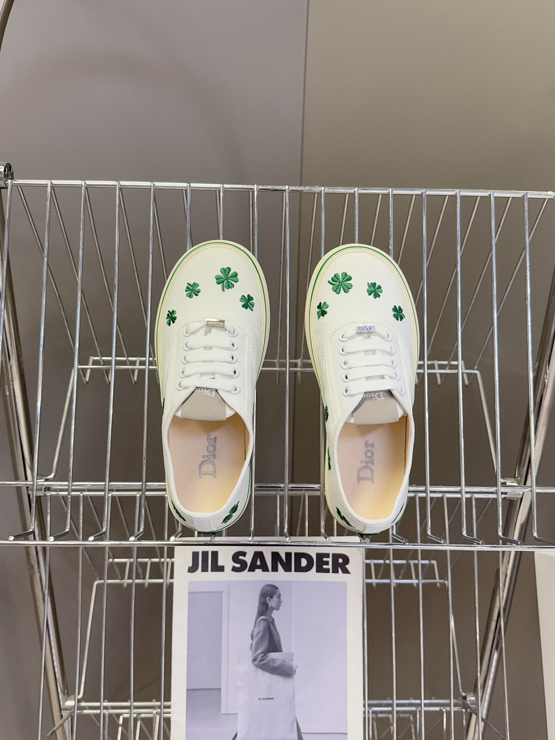 Dior迪奥2026春夏最新款Saltwind 系列复古老花蕾丝帆布鞋 超多明星网红种草 这款乔纳森·安