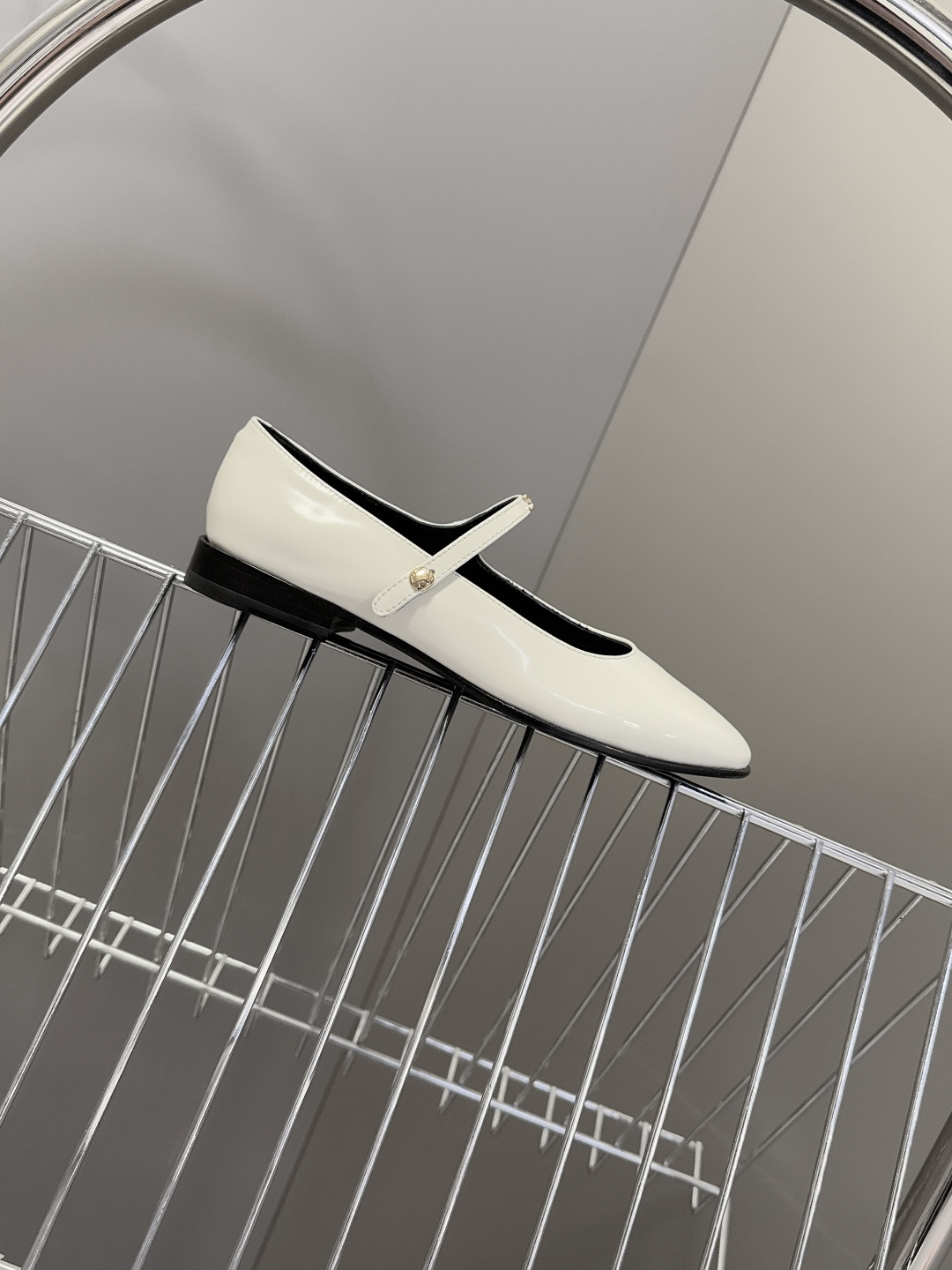 CELINE思琳2026春夏最新款代购级别 玛丽珍鞋 超多明星网红种草 春夏新品凯旋门复古玛丽珍鞋 简约