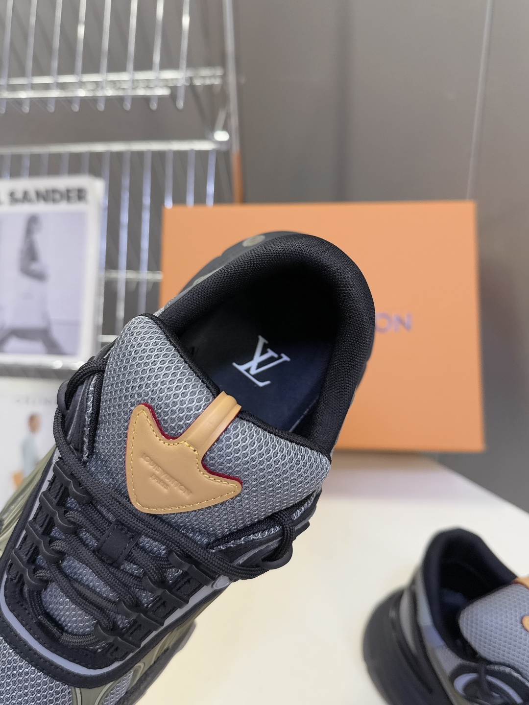 LOUIS VUITTON路易威登 驴牌春夏最新款 运动鞋 超多明星网红种草 原版购入开发 运动鞋融合网