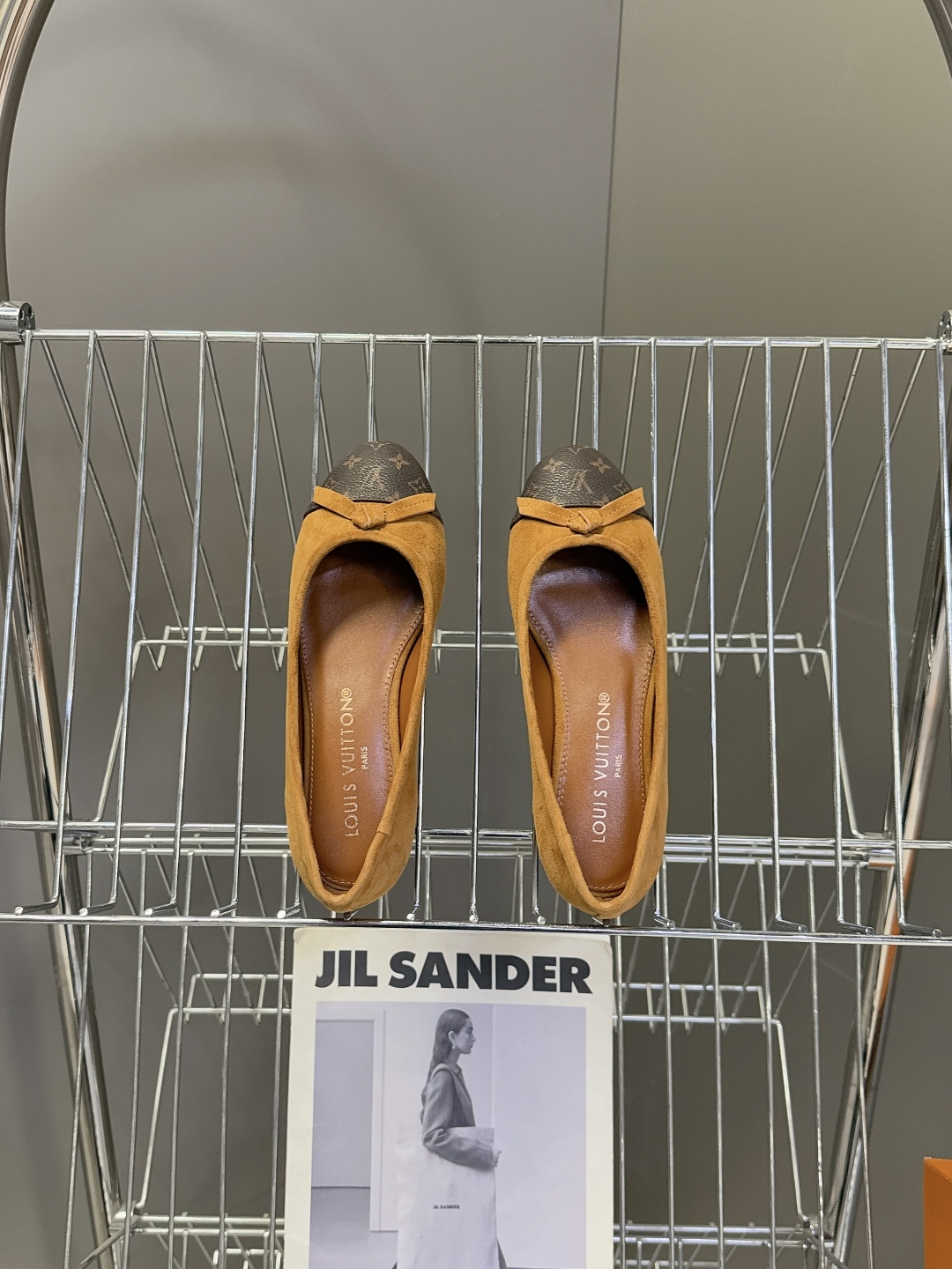 LOUIS VUITTON路易威登2026春夏最新款平底鞋 超多明星网红种草 绝对百搭的优雅气质款 经典