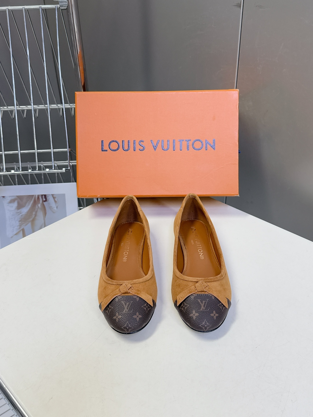 LOUIS VUITTON路易威登2026春夏最新款平底鞋 超多明星网红种草 绝对百搭的优雅气质款 经典