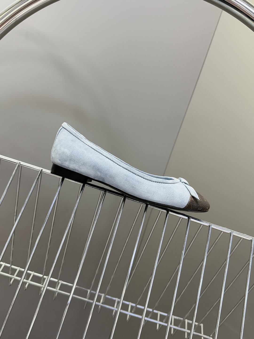 LOUIS VUITTON路易威登2026春夏最新款平底鞋 超多明星网红种草 绝对百搭的优雅气质款 经典