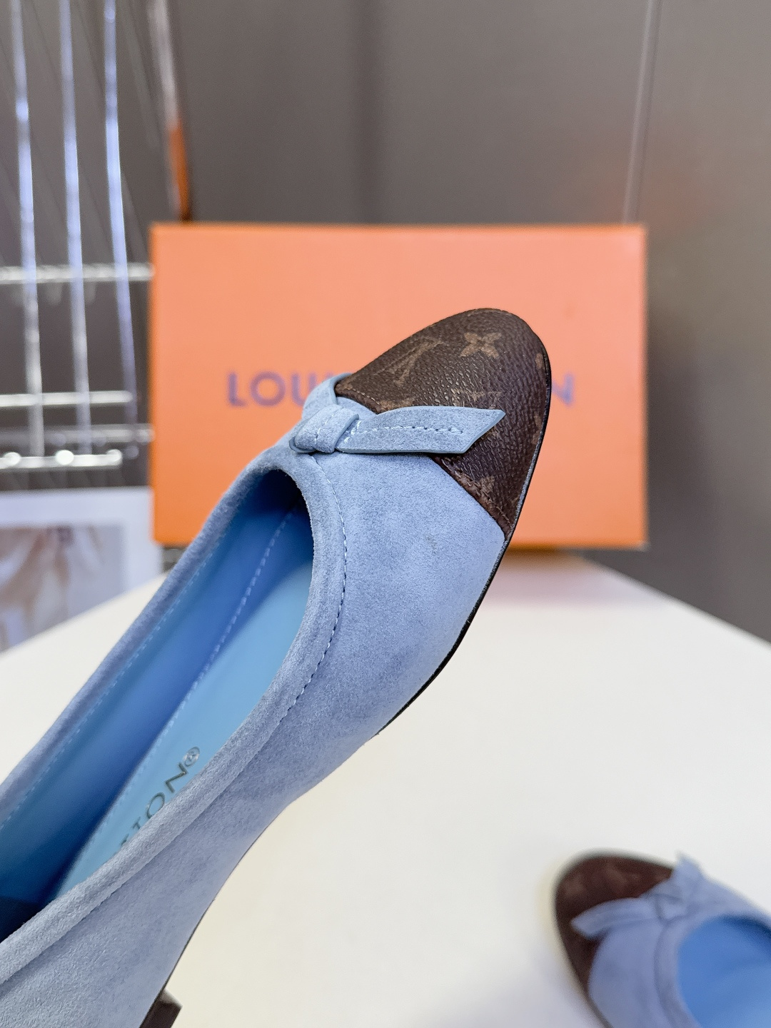 LOUIS VUITTON路易威登2026春夏最新款平底鞋 超多明星网红种草 绝对百搭的优雅气质款 经典