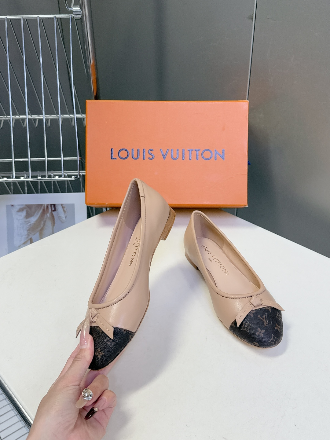 LOUIS VUITTON路易威登2026春夏最新款平底鞋 超多明星网红种草 绝对百搭的优雅气质款 经典