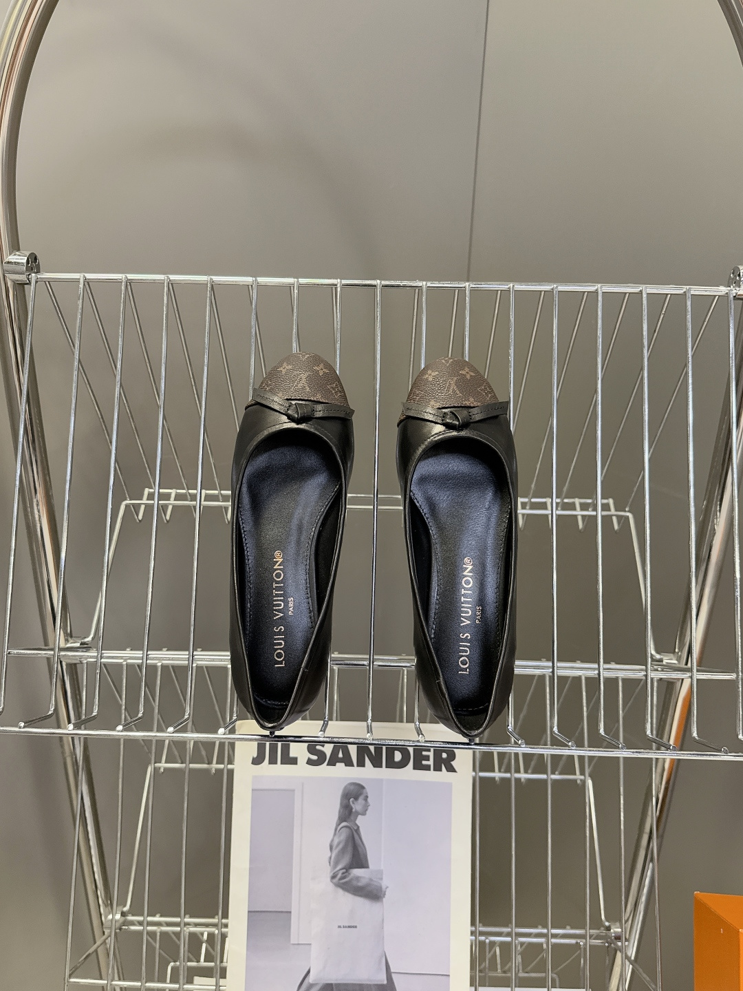 LOUIS VUITTON路易威登2026春夏最新款平底鞋 超多明星网红种草 绝对百搭的优雅气质款 经典