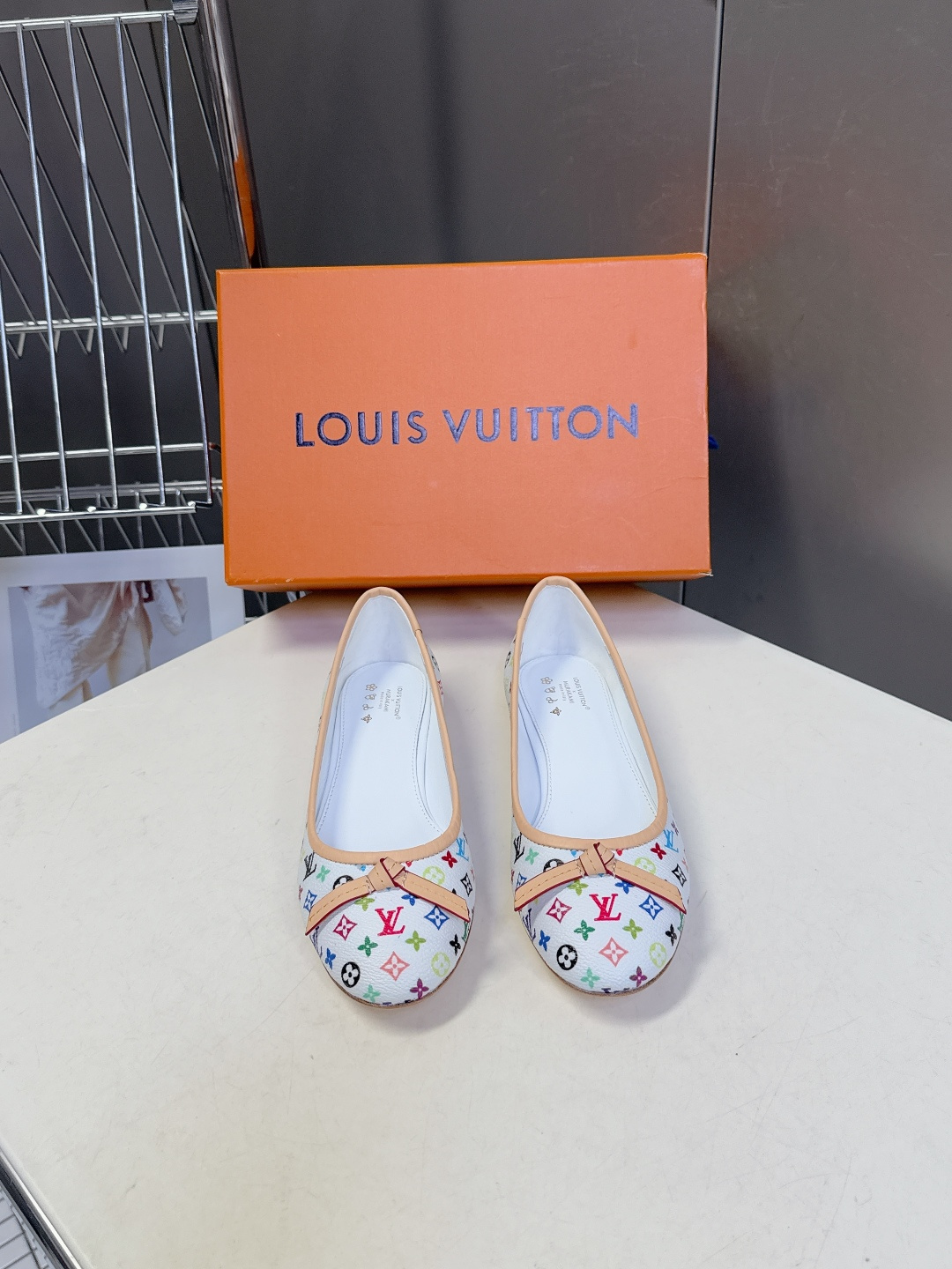 LOUIS VUITTON路易威登2026春夏最新款平底鞋 超多明星网红种草 绝对百搭的优雅气质款 经典