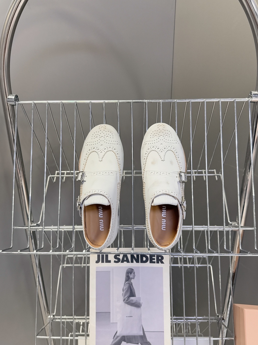 MiuMiu缪缪最新走秀款复古休闲鞋 德训鞋官方秀场出镜率最高的单品 超多明星时尚博主种草 miu系穿搭