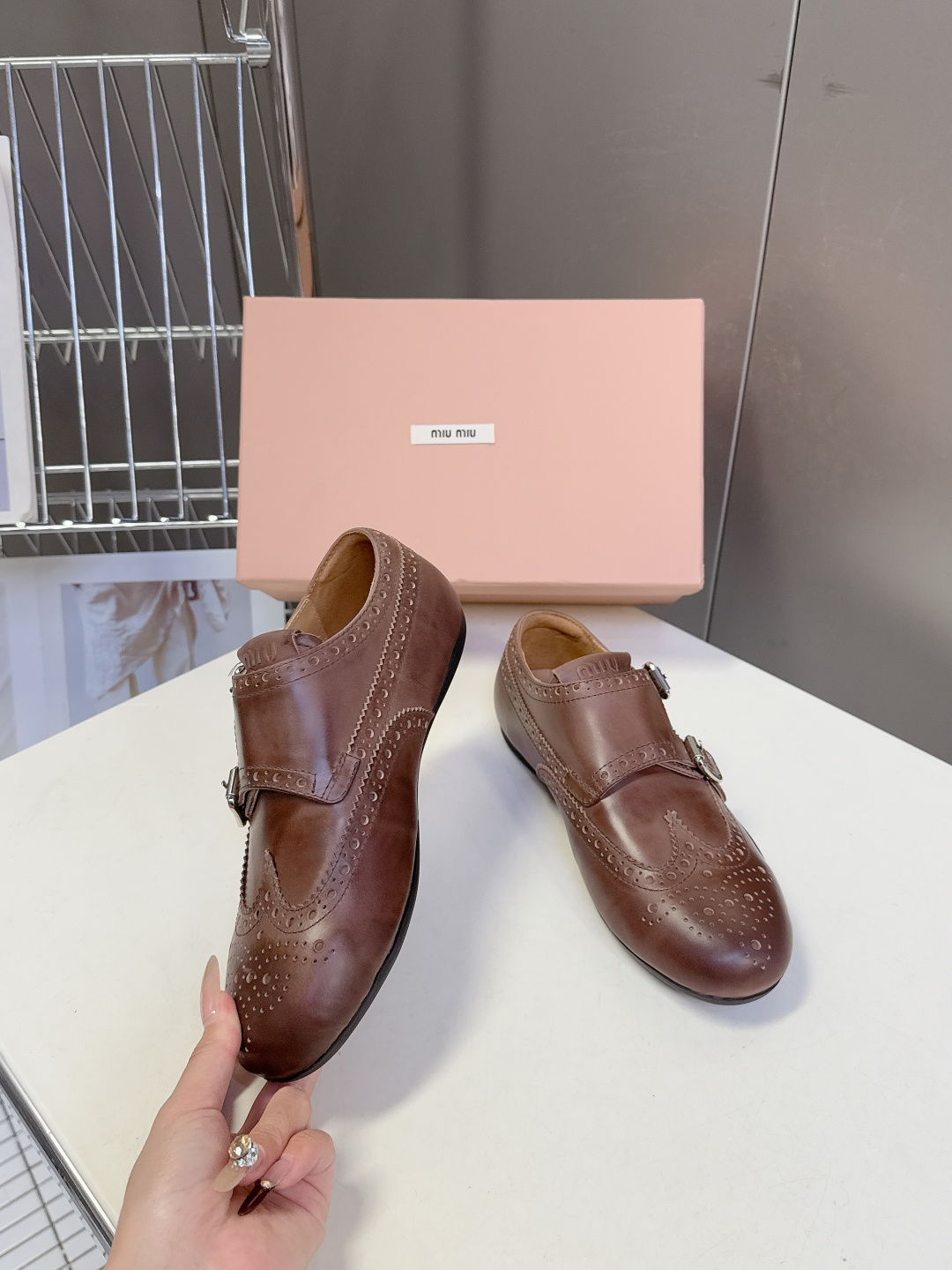 MiuMiu缪缪最新走秀款复古休闲鞋 德训鞋官方秀场出镜率最高的单品 超多明星时尚博主种草 miu系穿搭