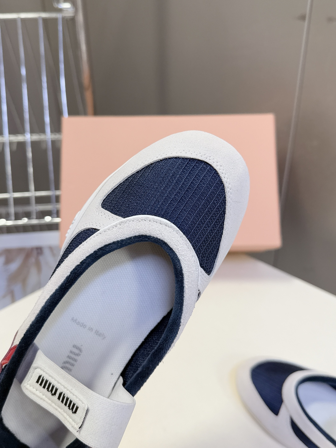 MiuMiu缪缪春夏最新走秀款复古休闲鞋 玛丽珍鞋官方秀场出镜率最高的单品 超多明星时尚博主种草 miu