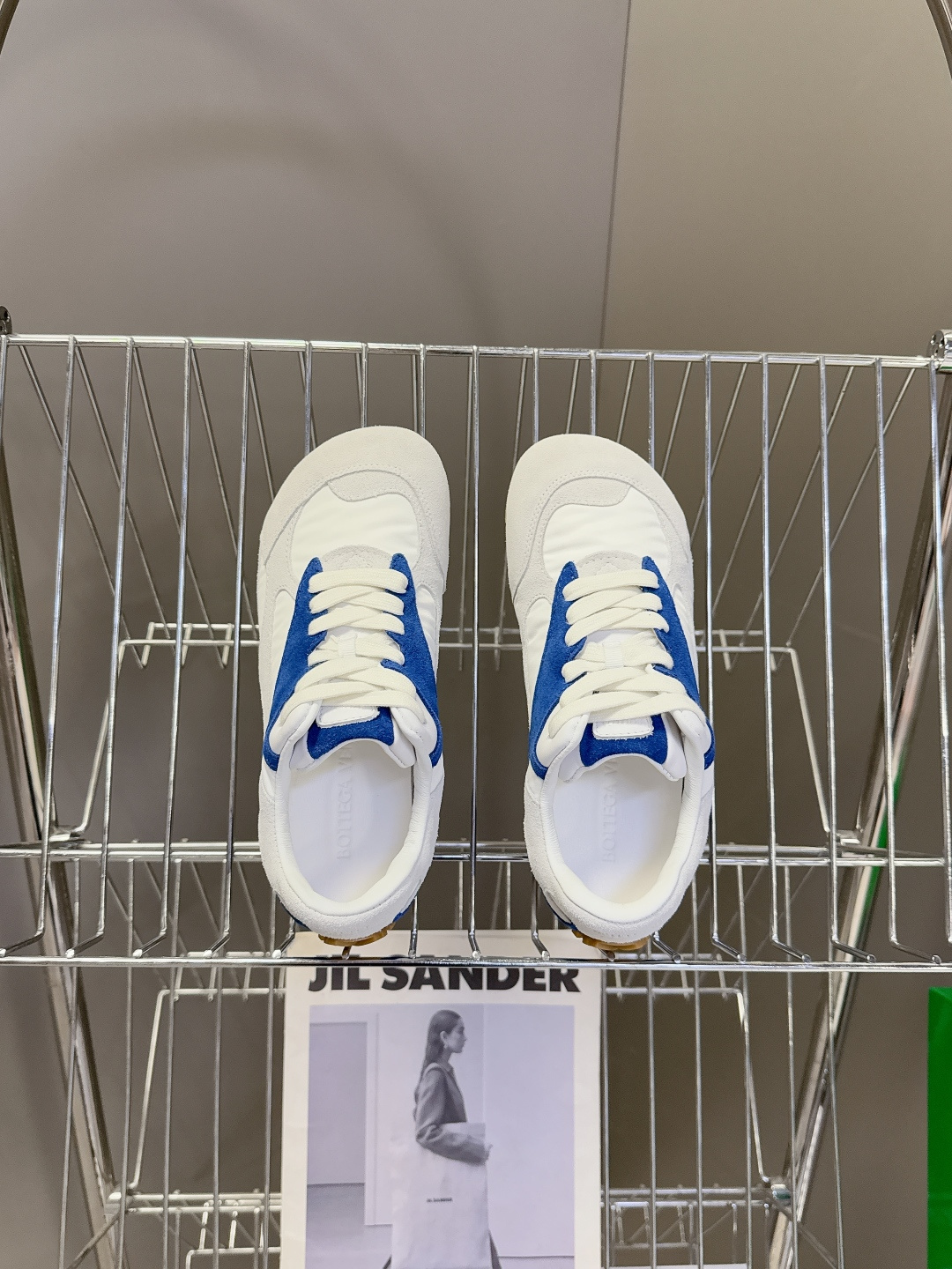 Bottega Veneta BV葆蝶家 阿甘鞋 德训鞋 运动鞋 BV经典老钱风运动鞋超多明星时尚博主种